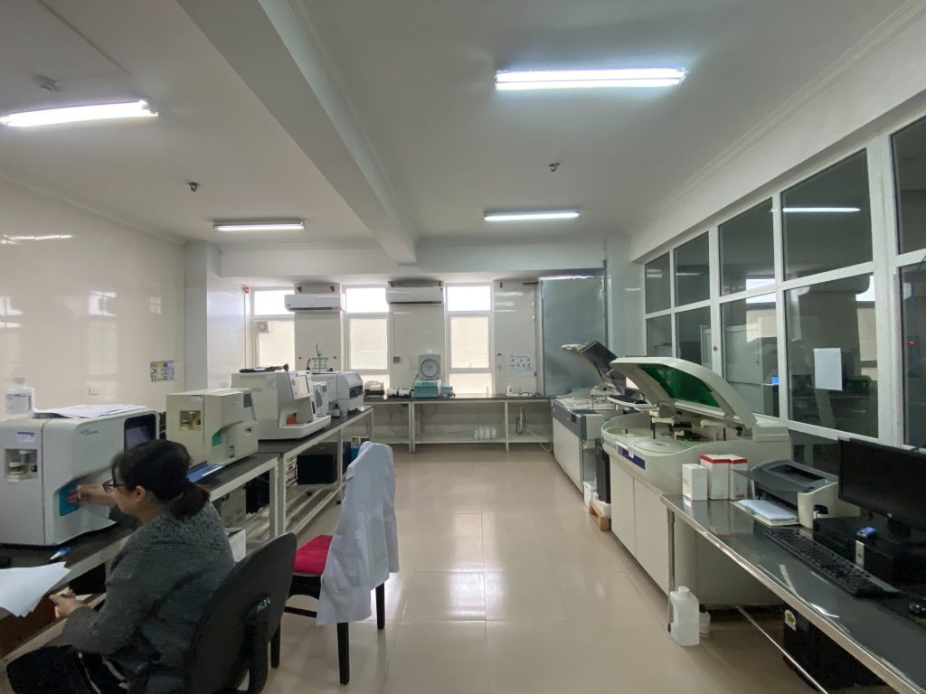 Anmed lắp đặt hoàn thiện các máy xét nghiệm cho TTYT huyện Đầm Hà (Quảng Ninh)